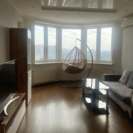 View Apartments, 22 Floor With 2 Rooms Київ Екстер'єр фото